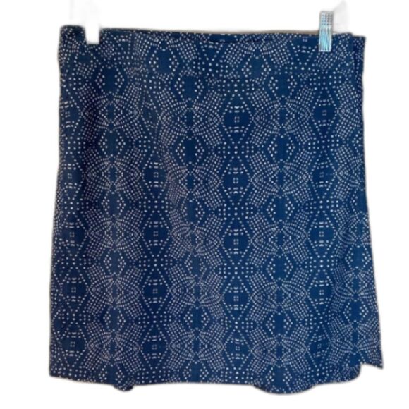 RIP SKIRT HAWAII SIZE MEDIUM BLUE WHITE GEOMETRIC PRINT  HOOK & LOOP ADJUSTABLE - Picture 1 of 7
